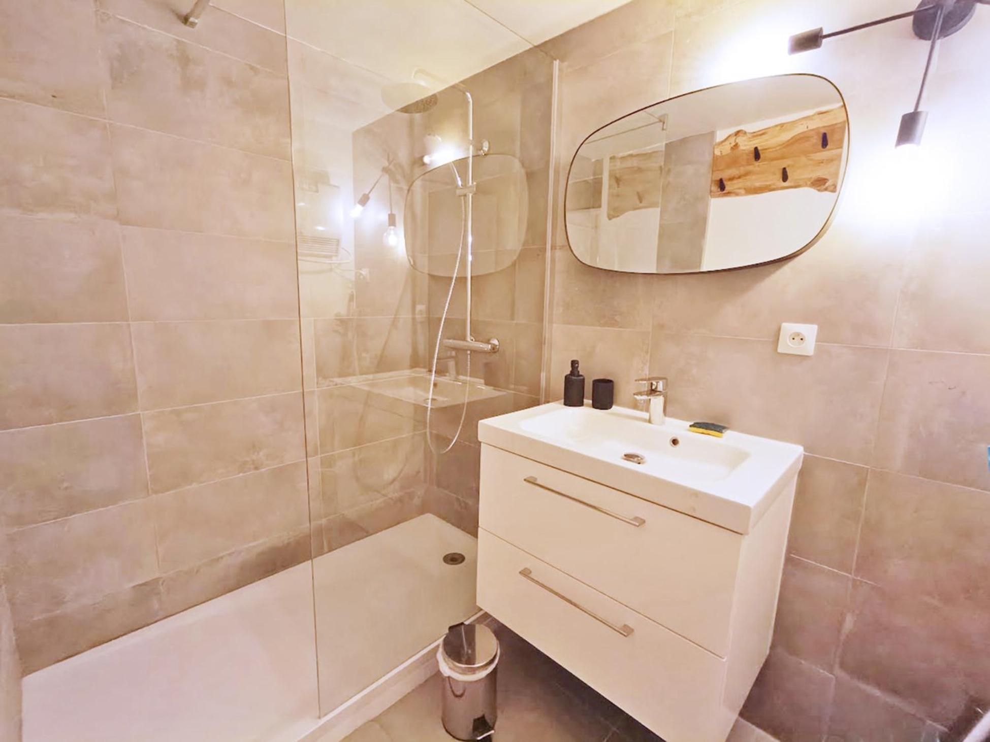 Le Nid De Juliette, T3 Duplex, Parking, Cave Bagneres-de-Luchon Exterior foto