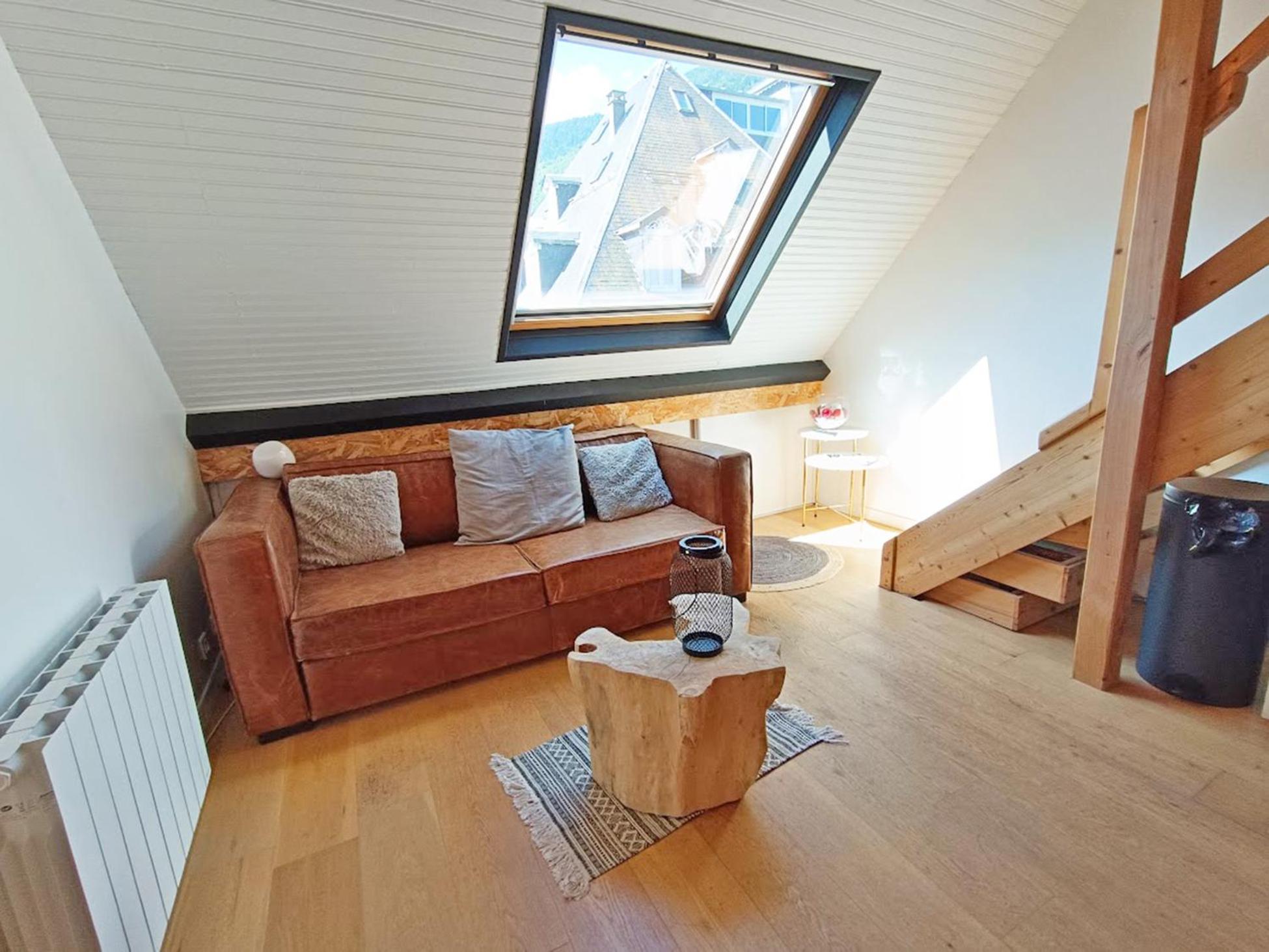 Le Nid De Juliette, T3 Duplex, Parking, Cave Bagneres-de-Luchon Exterior foto